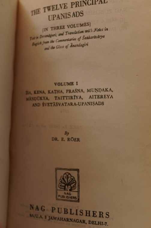 The Twelve Principal Upanisads (in three volumes) Volume I  Kena, Katha, Prasna, Mundaka Mandukya, Taittiriya, Aitereya and Svetasvatara-Upanisadsnisad