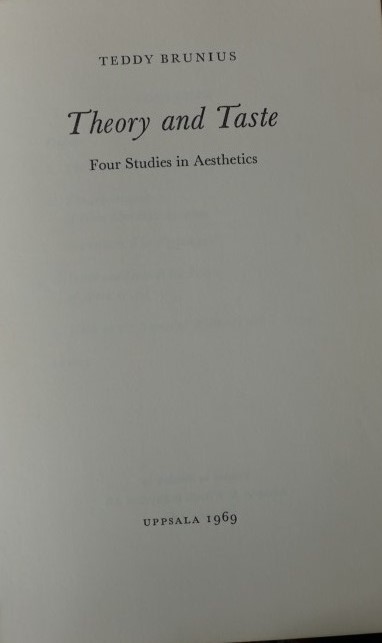 Phänomenologie der Zeit im Buddhismus