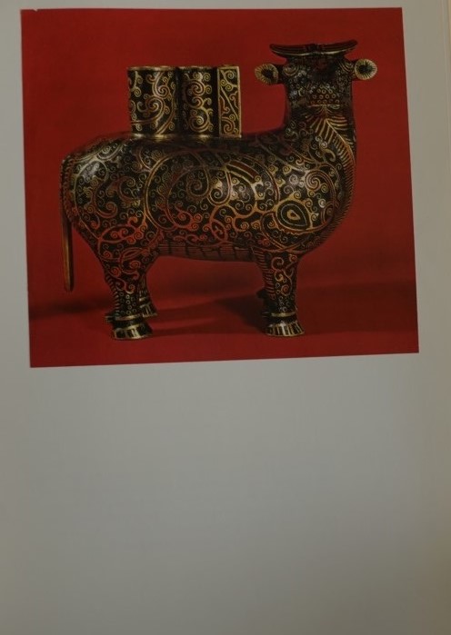 Arts de la Chine - Or - Argent - Bronzes des époques tardives - Émaux - Laques - Bois